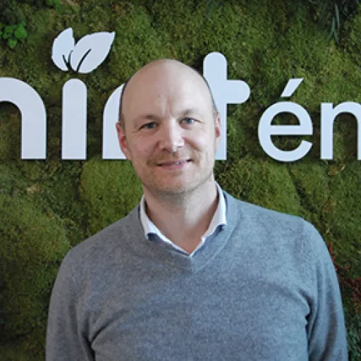 DAF en 2026 : pourquoi la double compétence technique et financière fait la différence ?